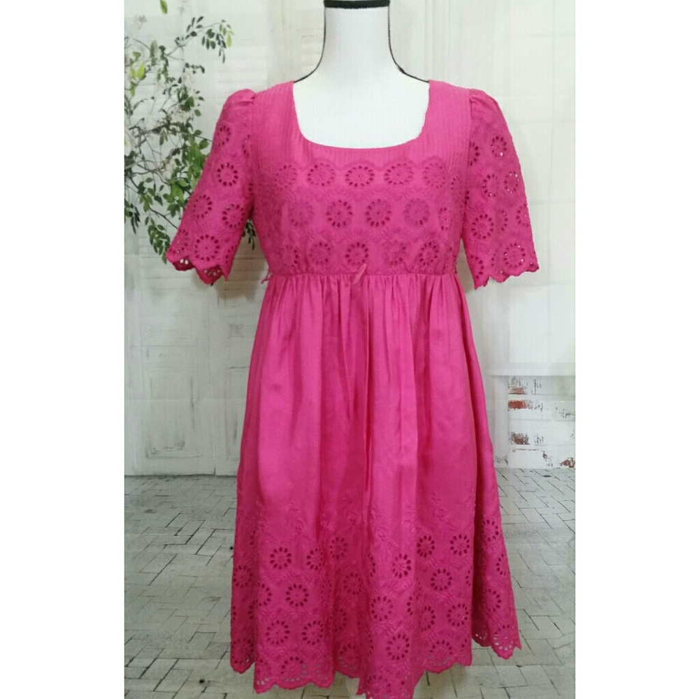 Betsey Johnson silk dress size 8 pink midi